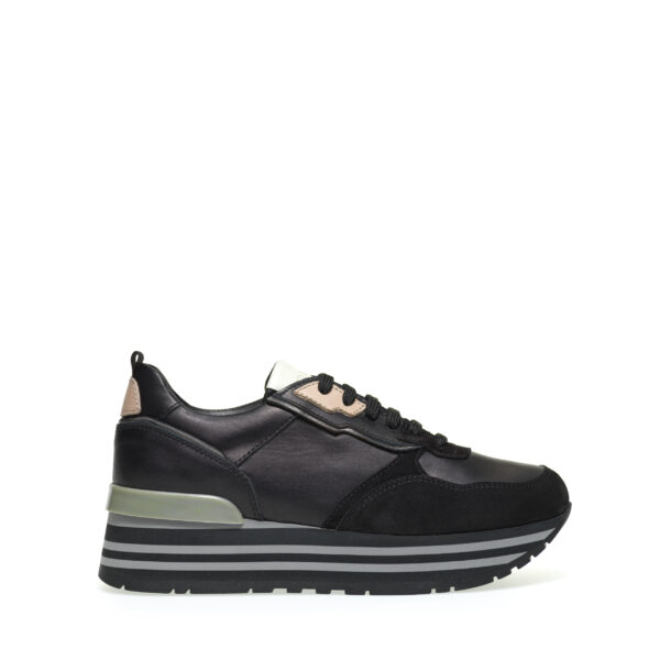 Sportlicher Sneaker aus Leder Nero